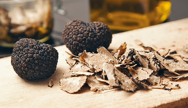 La Côte Truffle Market in Châtagneréaz